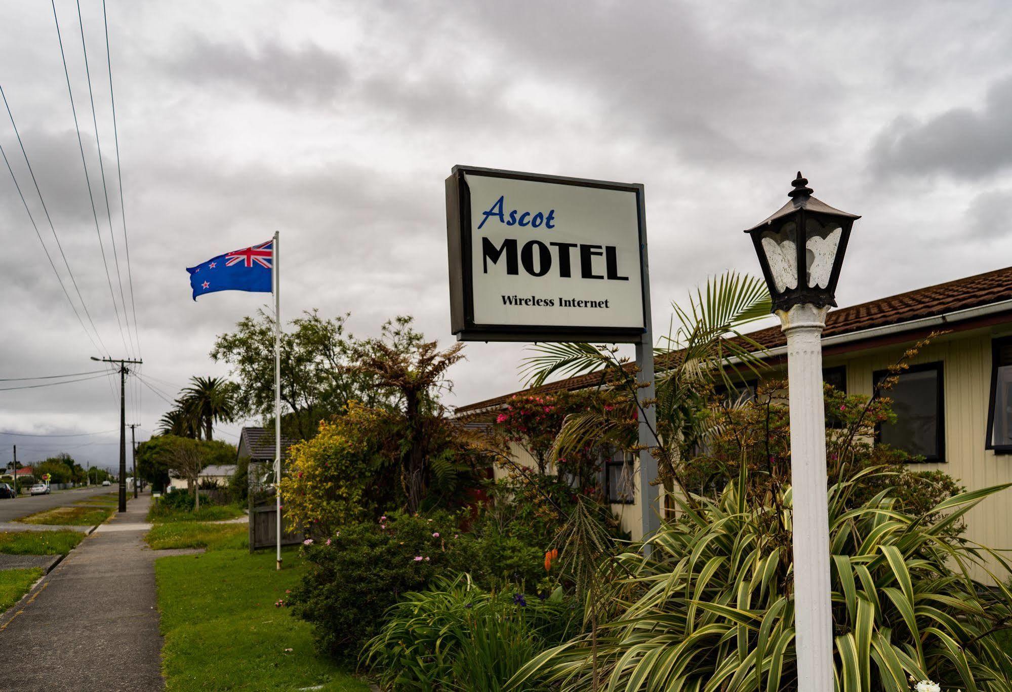 Ascot Motor Lodge Westport Exterior photo